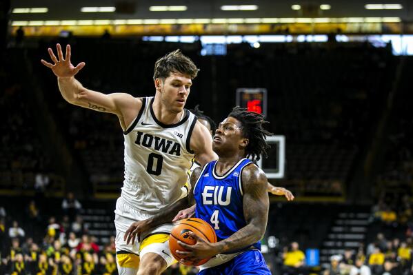 Eastern Illinois blows past 30 point favorite Iowa 92 83 AP News